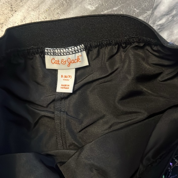 Cat and Jack  Halloween spider web skirt size small (6/7) - Picture 2 of 3